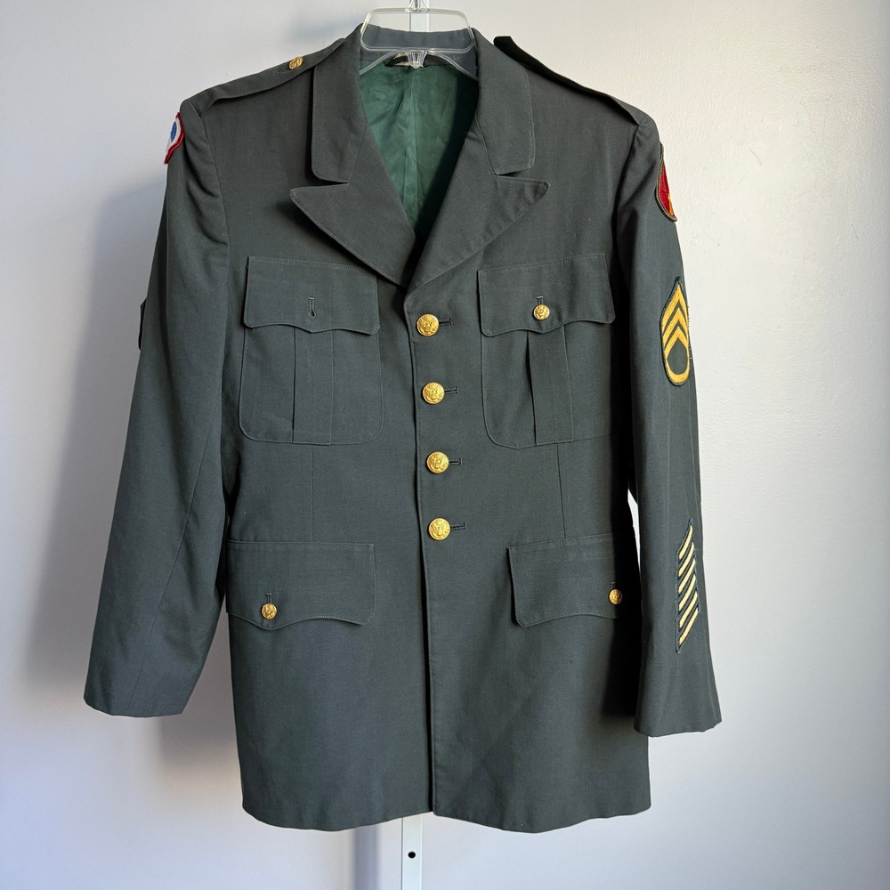 Military jacket 40R Army Sergeant WWII 63rd infantry 70s vietnam 25th‎ infantry